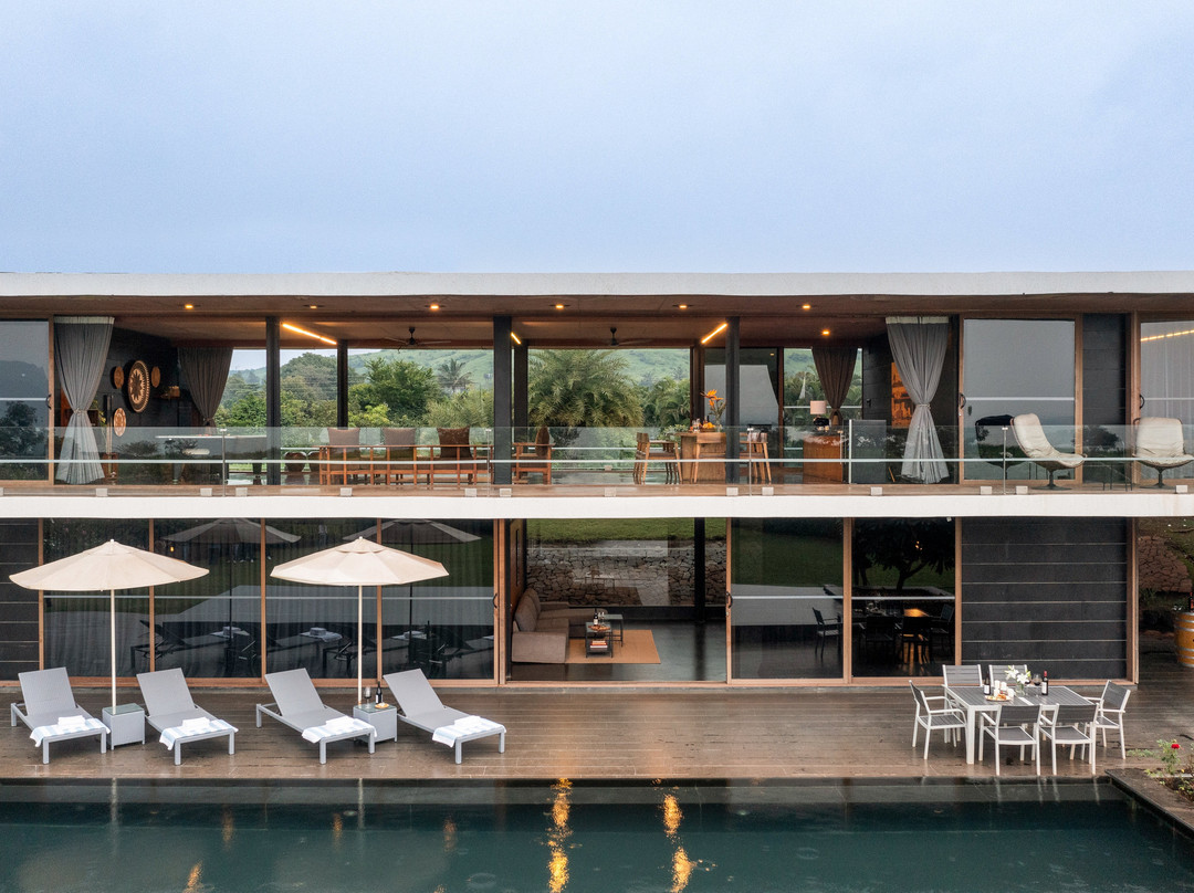 Beyond By Sula主图