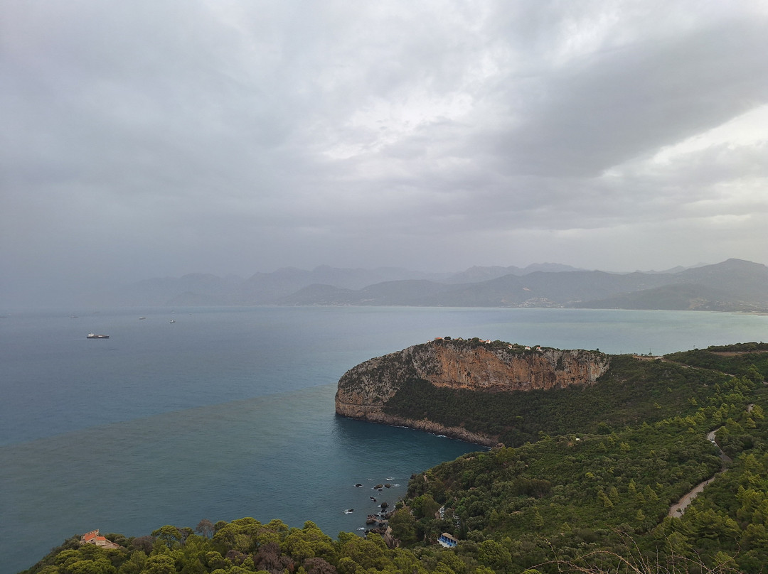 Cap Carbon景点图片