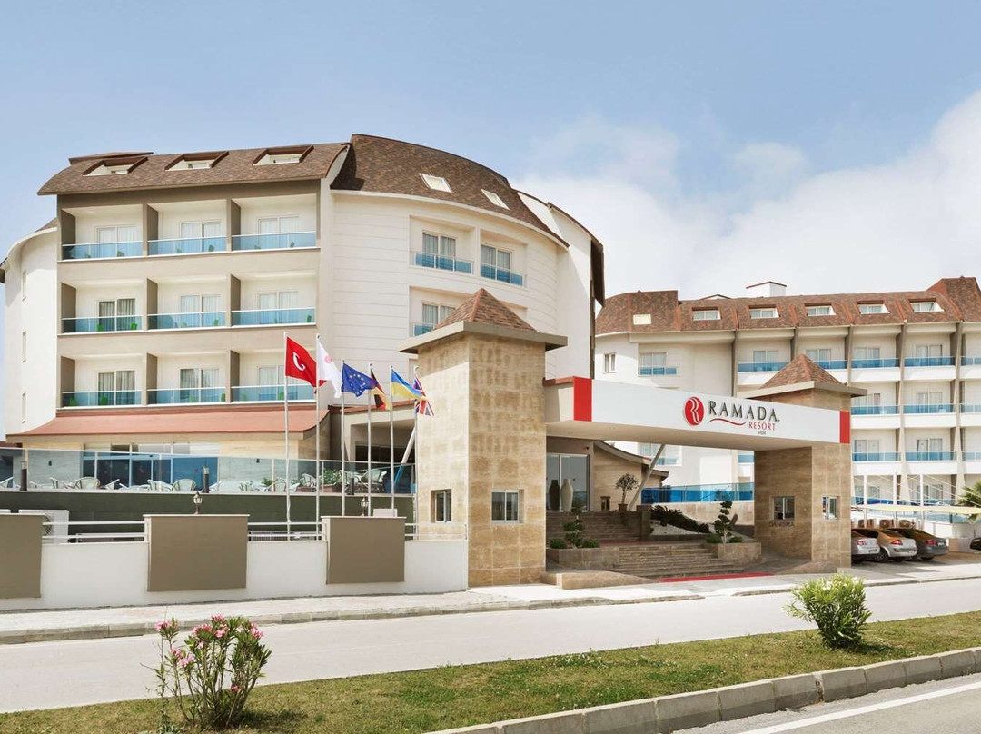 Ramada Resort by Wyndham Side