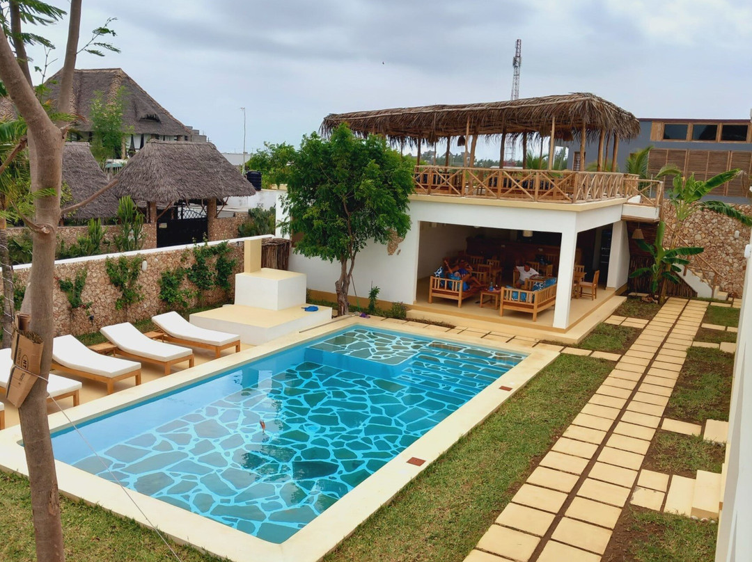 Tatu Inn Boutique Hotel