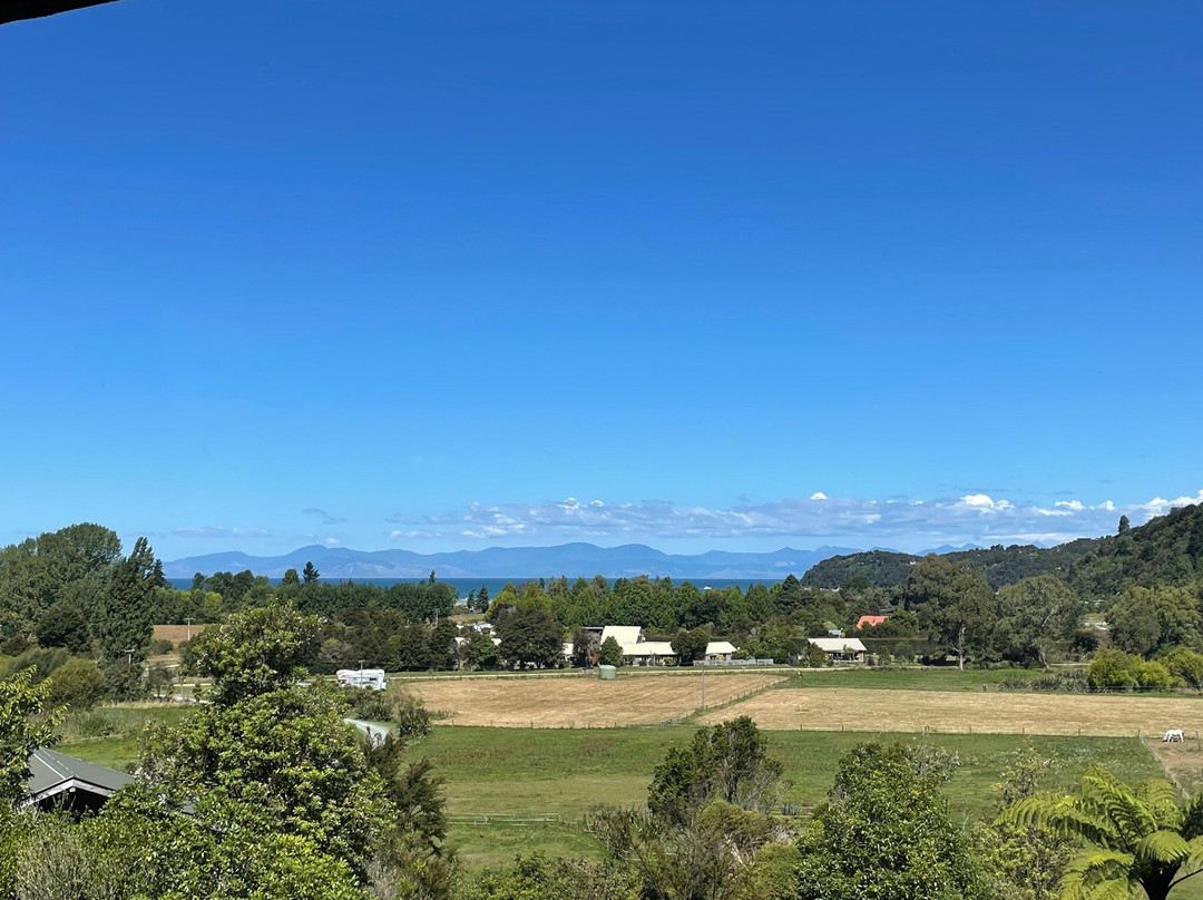 Abel Tasman Ocean View Chalets主图