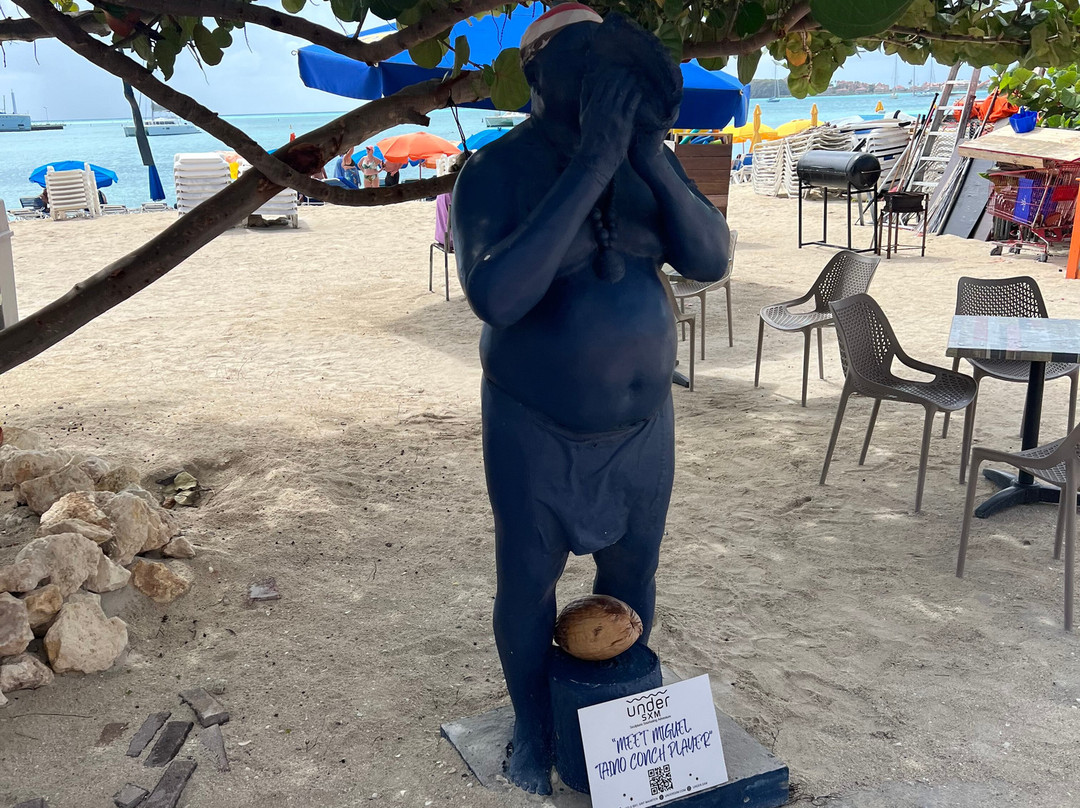 Miguel's Hot Beach Spot-圣马丁岛必去景点