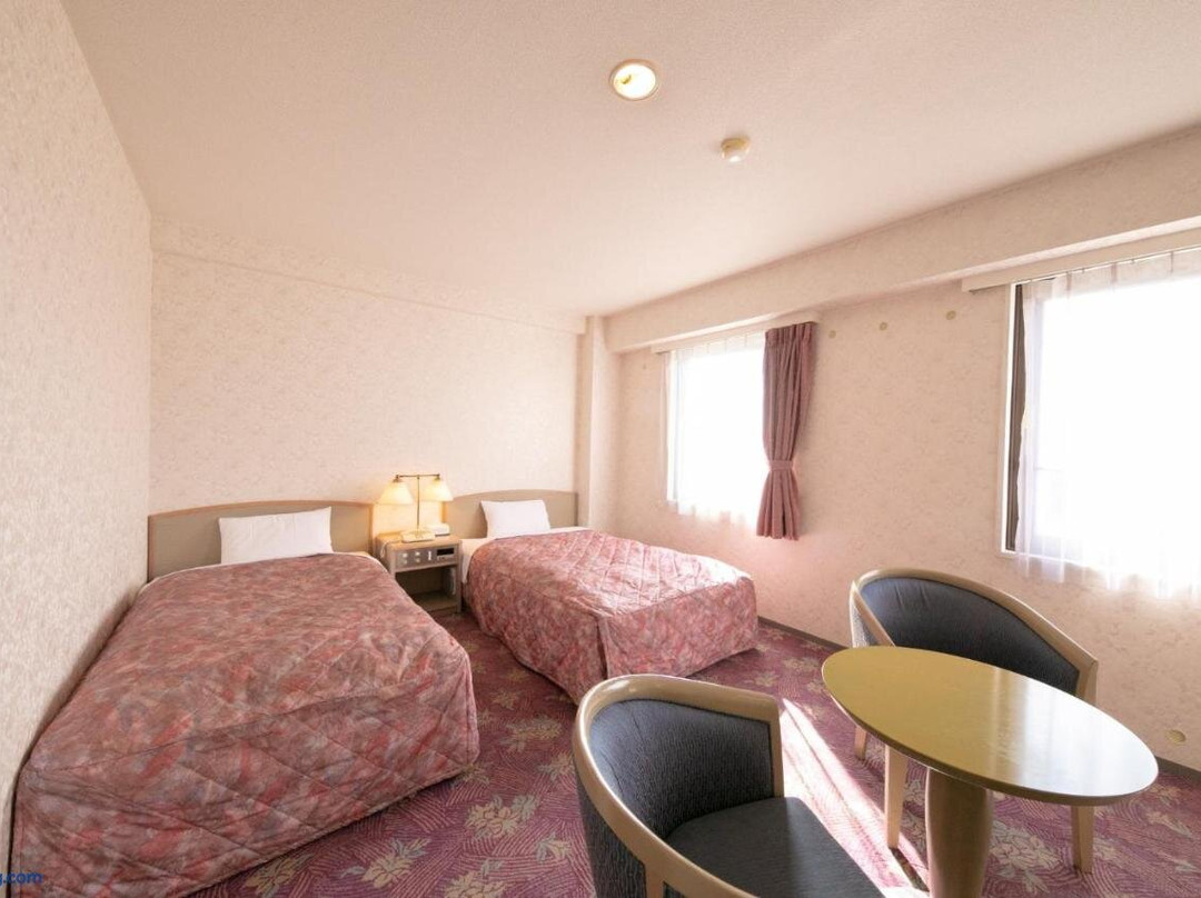 Main Hotel