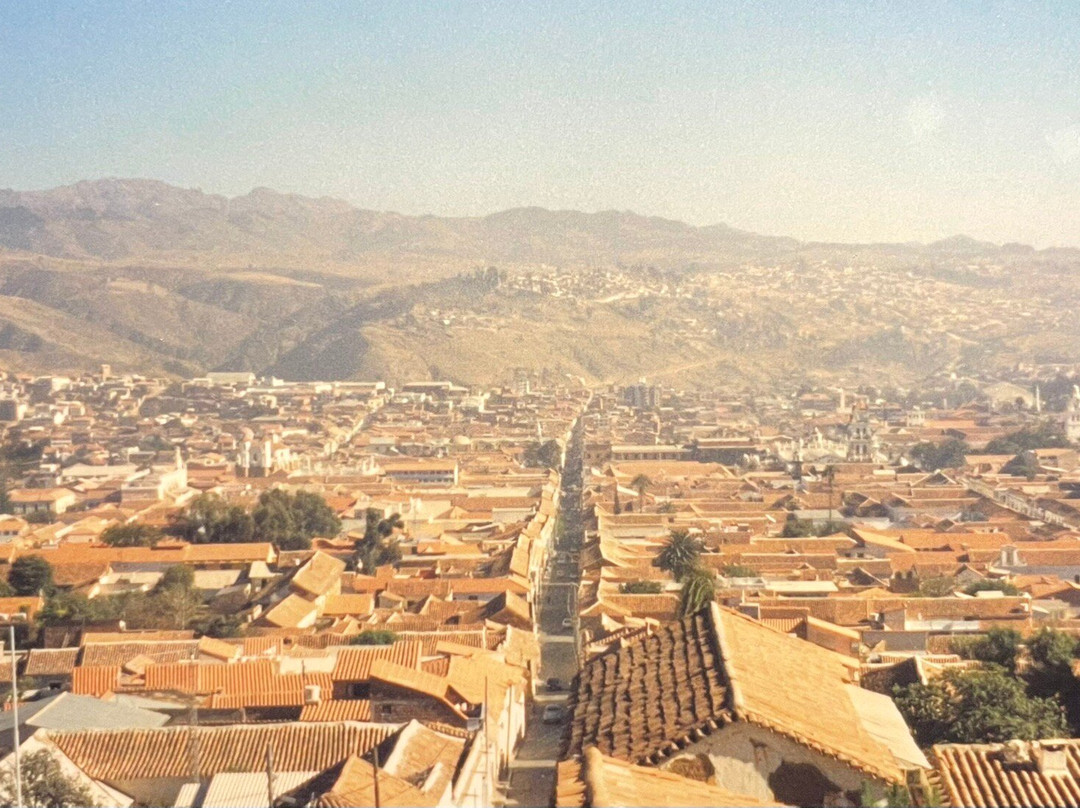 雷科莱塔墓地-苏克雷必去景点