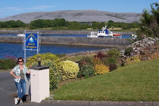 Oceanville House Bed & Breakfast主图