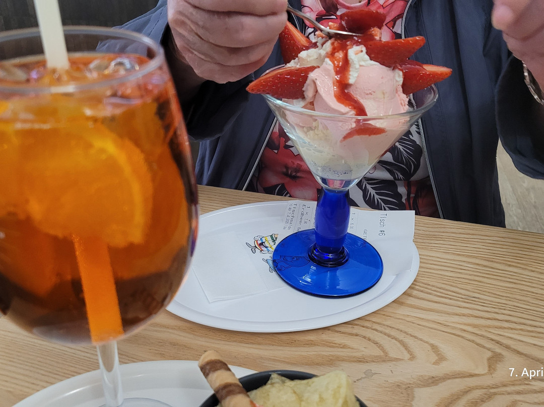 Eiscafé Cortina