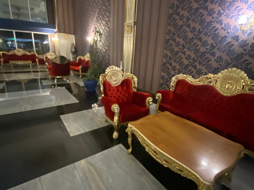 Grand De Luxe Amisos Hotel主图