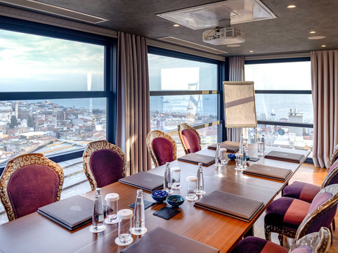 苏丹阿合麦特奥瓦酒店主图