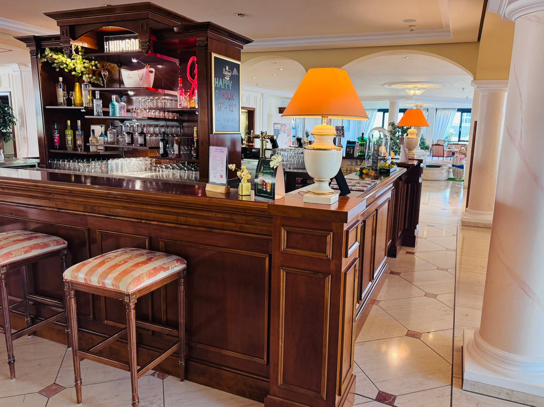 Victor's Residenz-Hotel Erfurt主图
