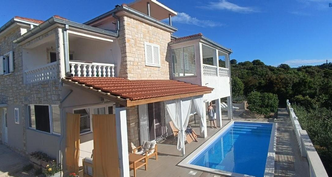 Apartments Solta