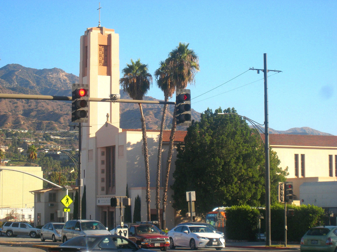 Incarnation Catholic Church-格伦代尔必去景点