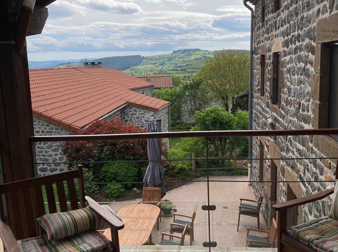 Le Clos des Pierres Rouges主图