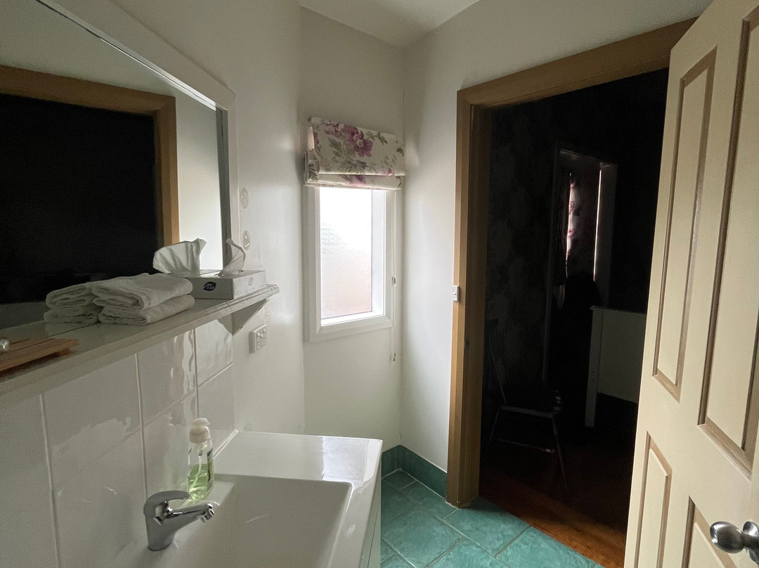 山上之熊旅馆主图