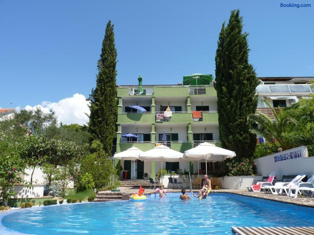 Vila Smirna