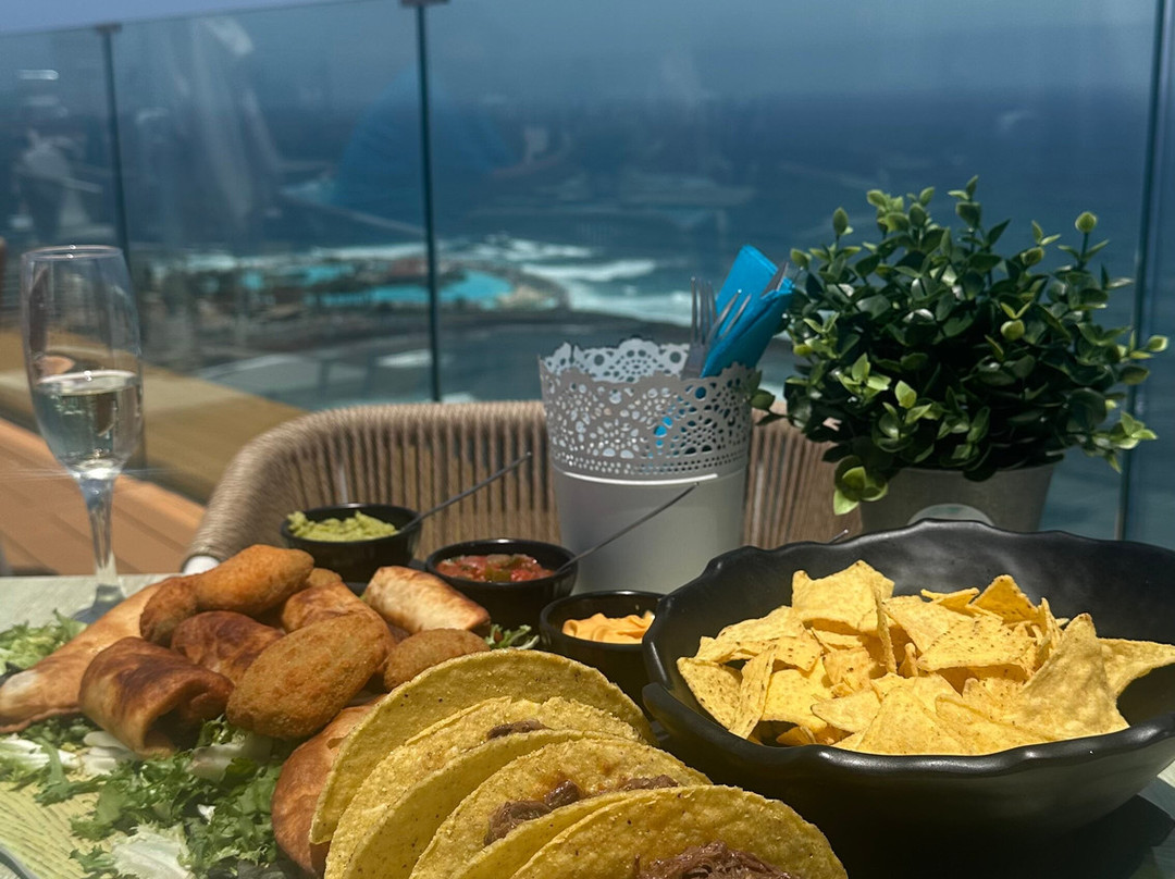 Vértigo Pool Club & Lounge-德拉克鲁兹索尔港必去景点