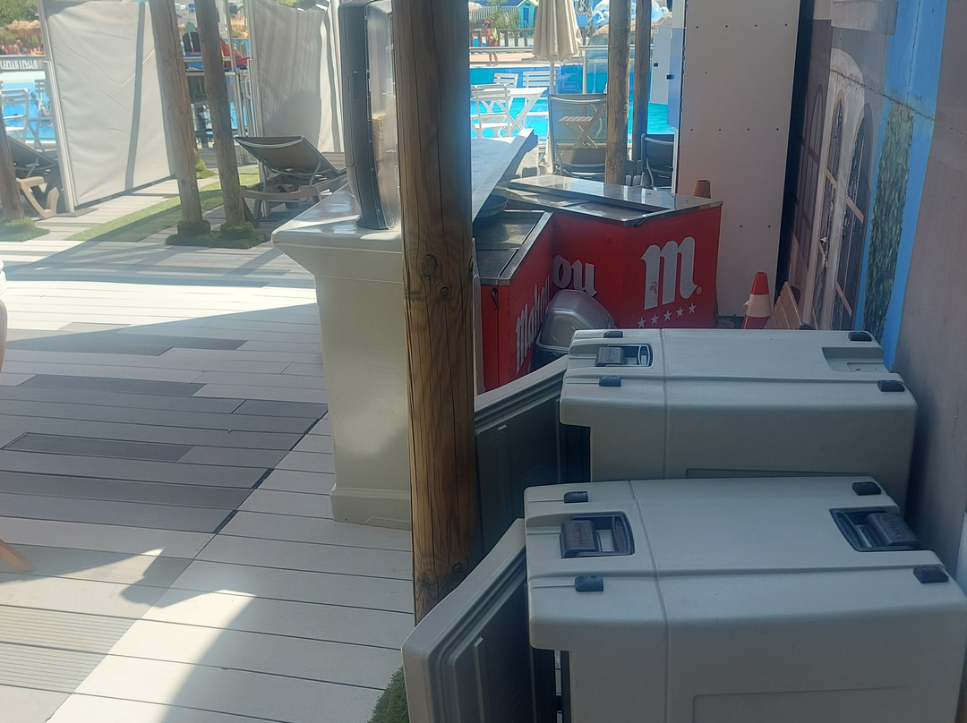 Parque Warner Beach-圣马丁德拉维加必去景点