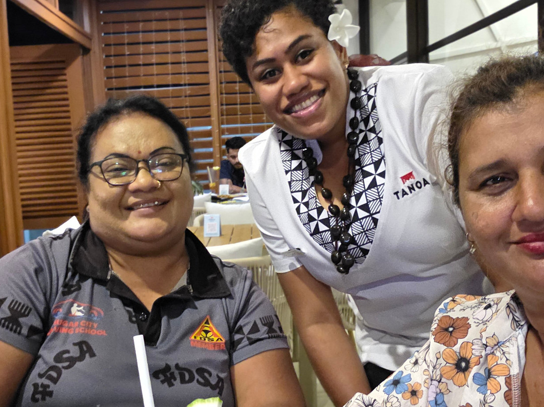 塔努阿海滨酒店主图