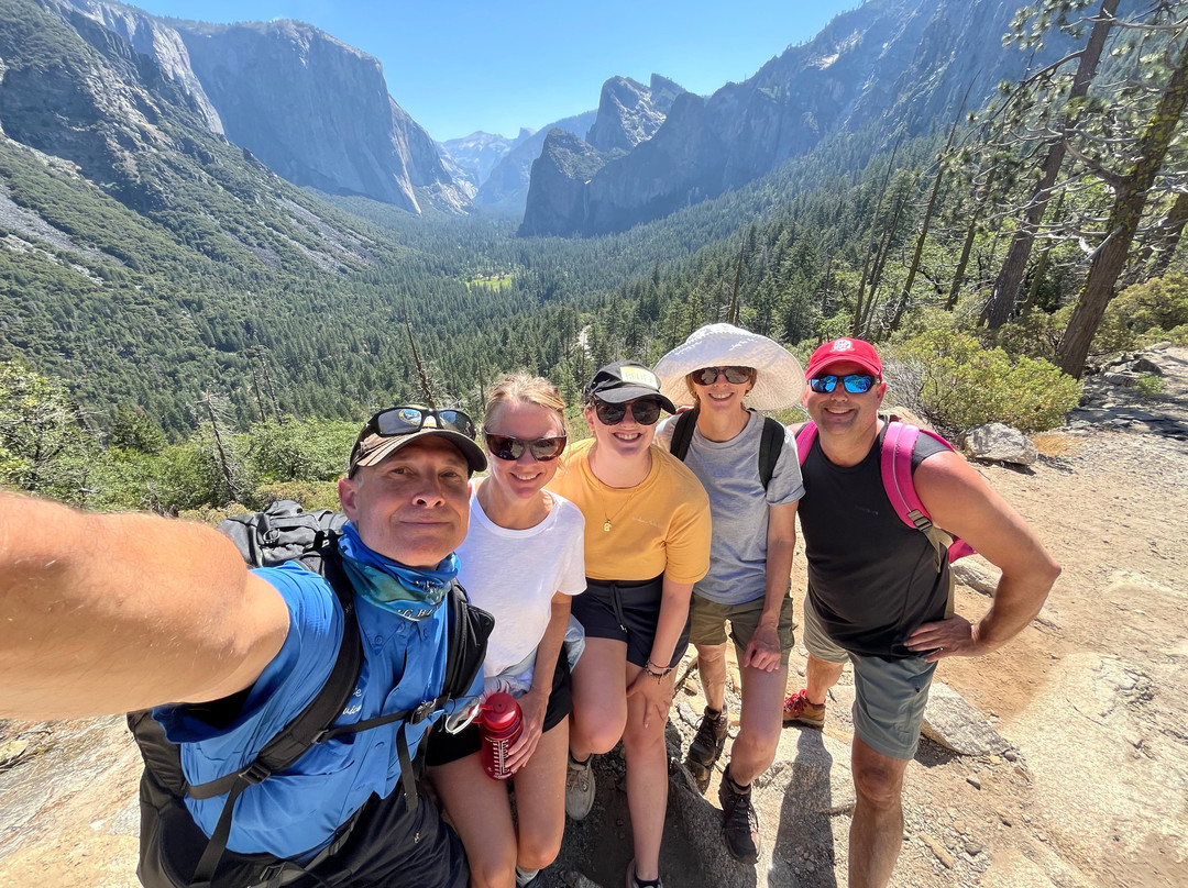 Yosemite Guide Service-格罗夫兰必去景点