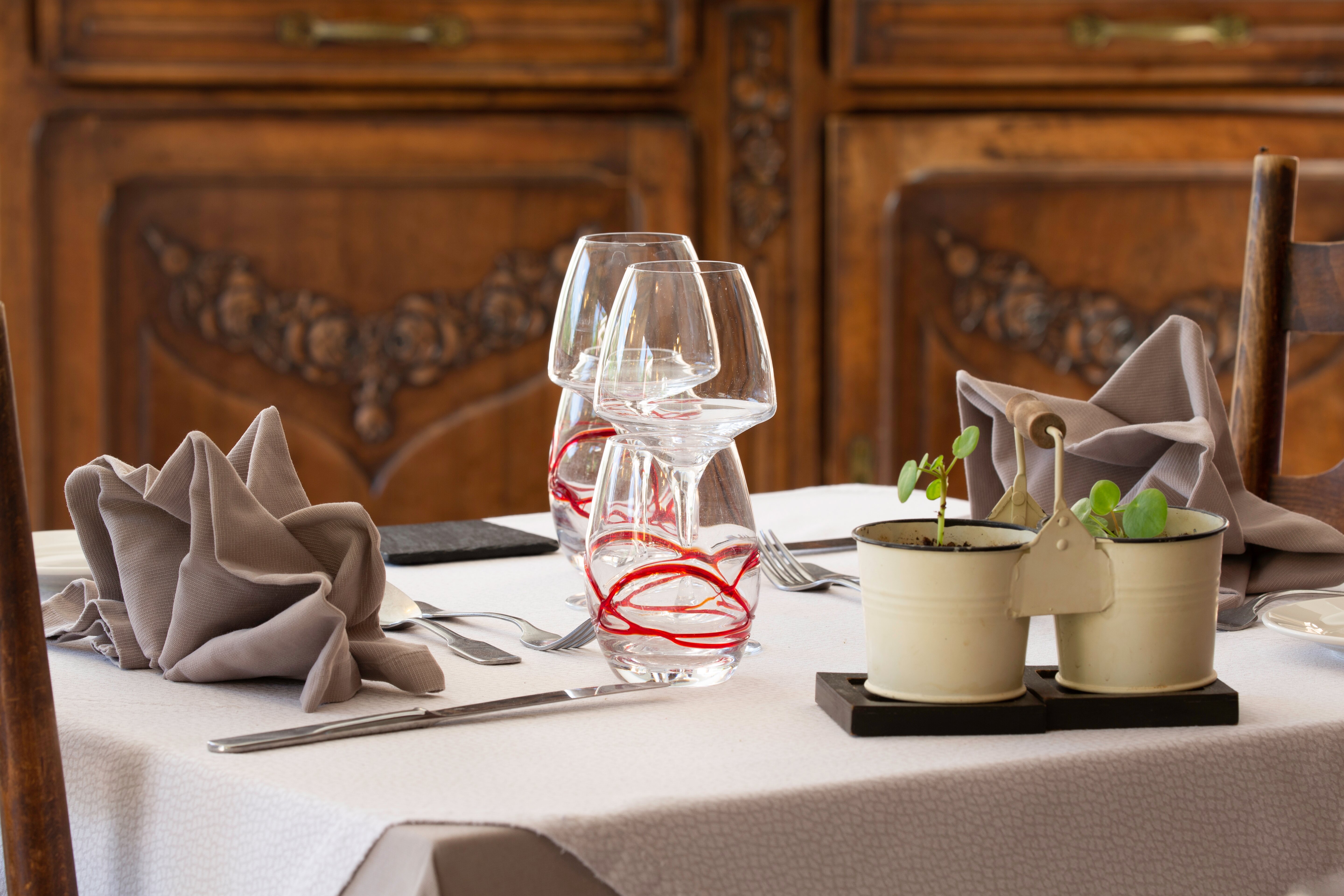 Logis Hôtel Rest. du Pont-餐饮