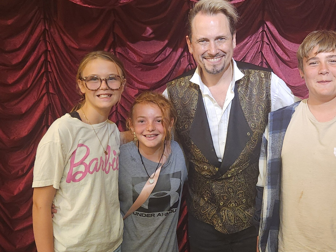 Intrigue Theater-尤里卡斯普林斯必去景点