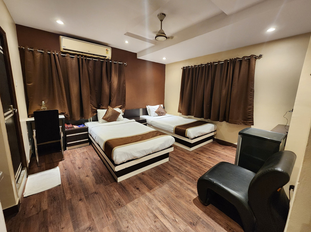 萨阿德酒店主图