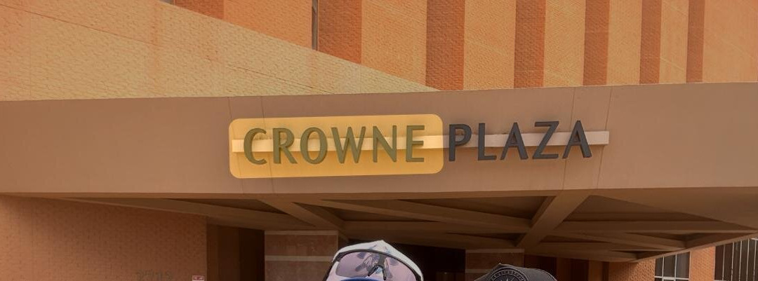 休斯顿橡树河皇冠广场酒店主图