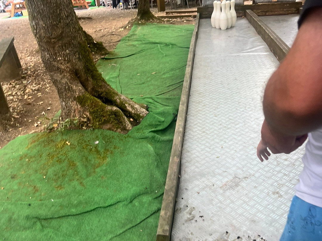 Yaka Jouer-Saint Laurent de la Pree必去景点