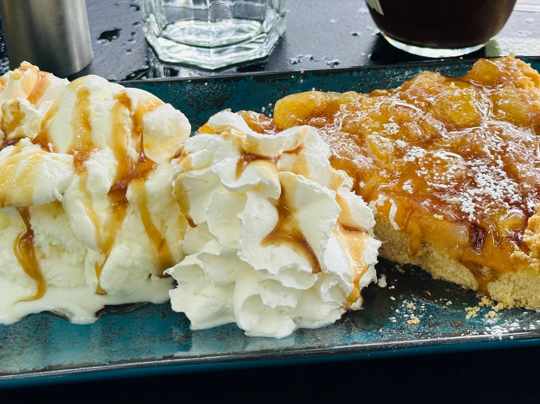 Saloon Park-卡尔派尼西必去景点