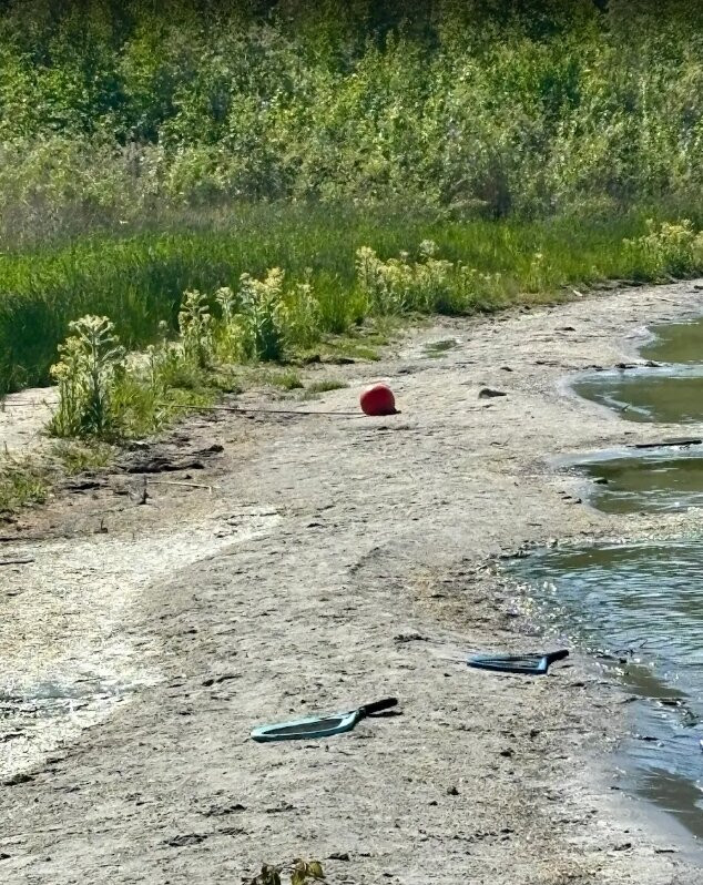 Garner Lake Provincial Park-烟湖必去景点