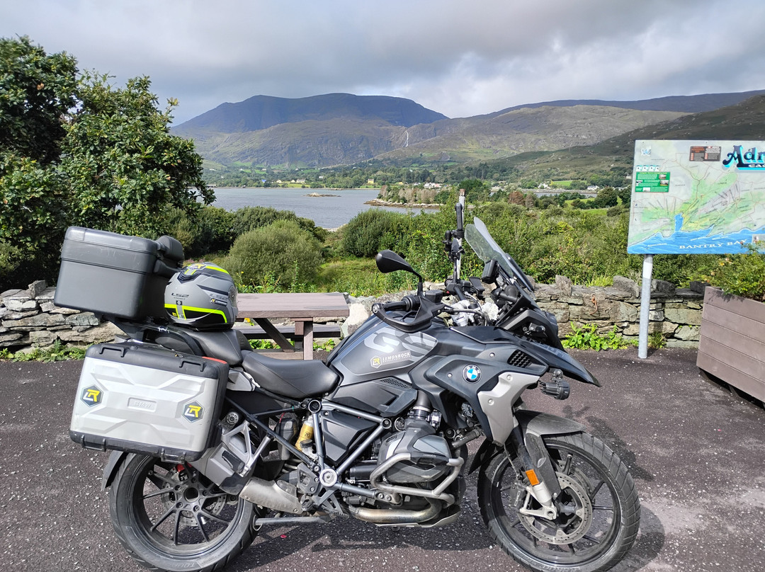 Lemonrock Motorcycle Tours-都柏林必去景点