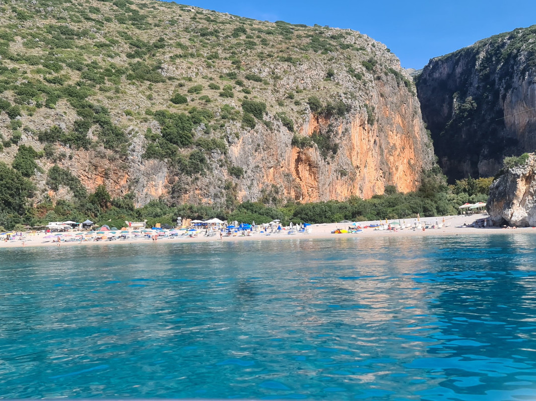 Lido Boat Tours-Himare必去景点