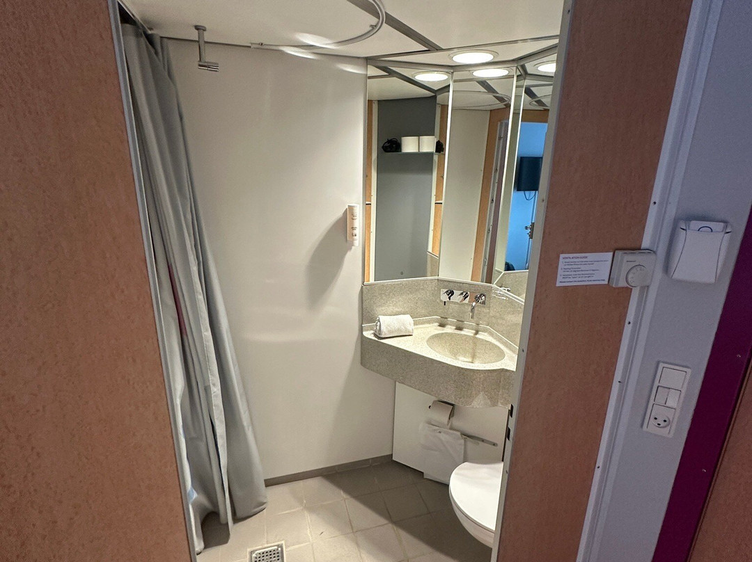 欧登塞卡宾酒店主图