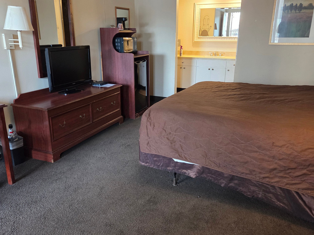 Western Inn and Suites主图