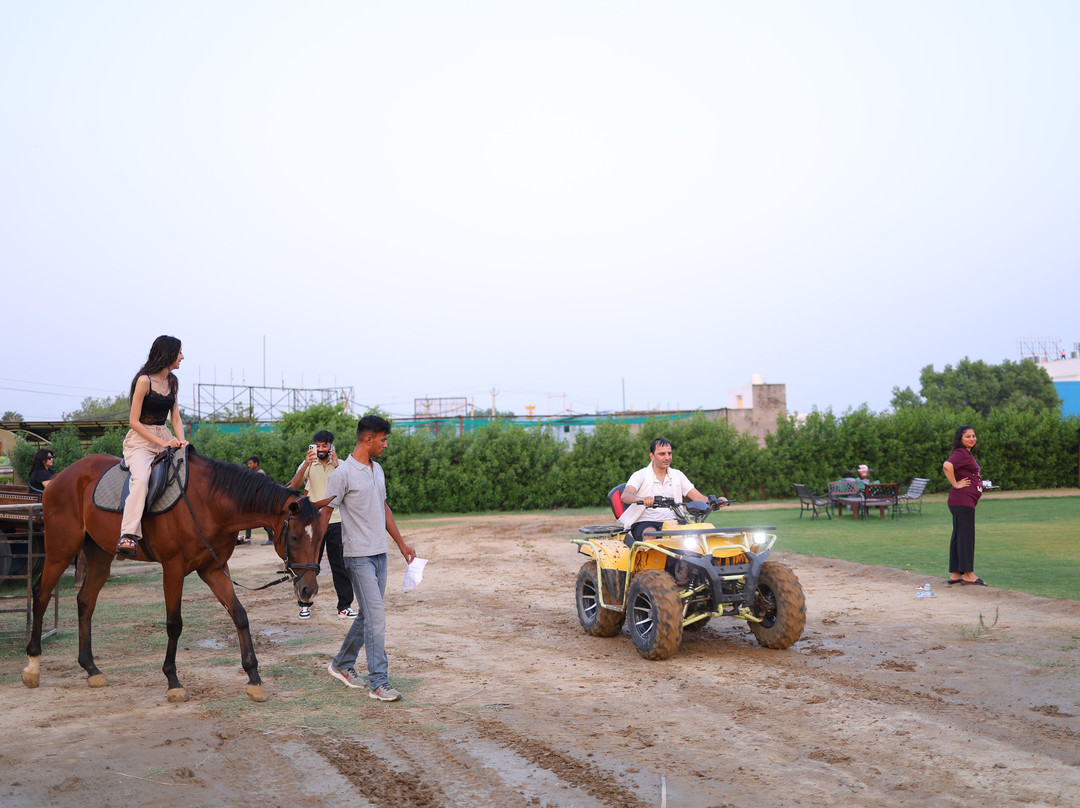 Themis Mudhouse- An Ethnic Resort & Cultural Dining主图