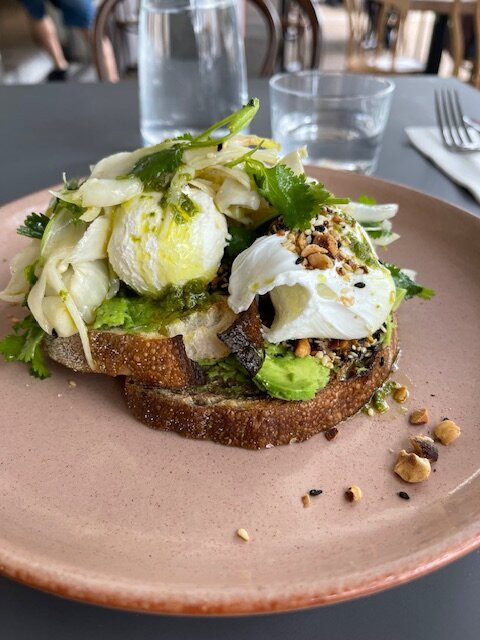 Eliette White Horse Cafe