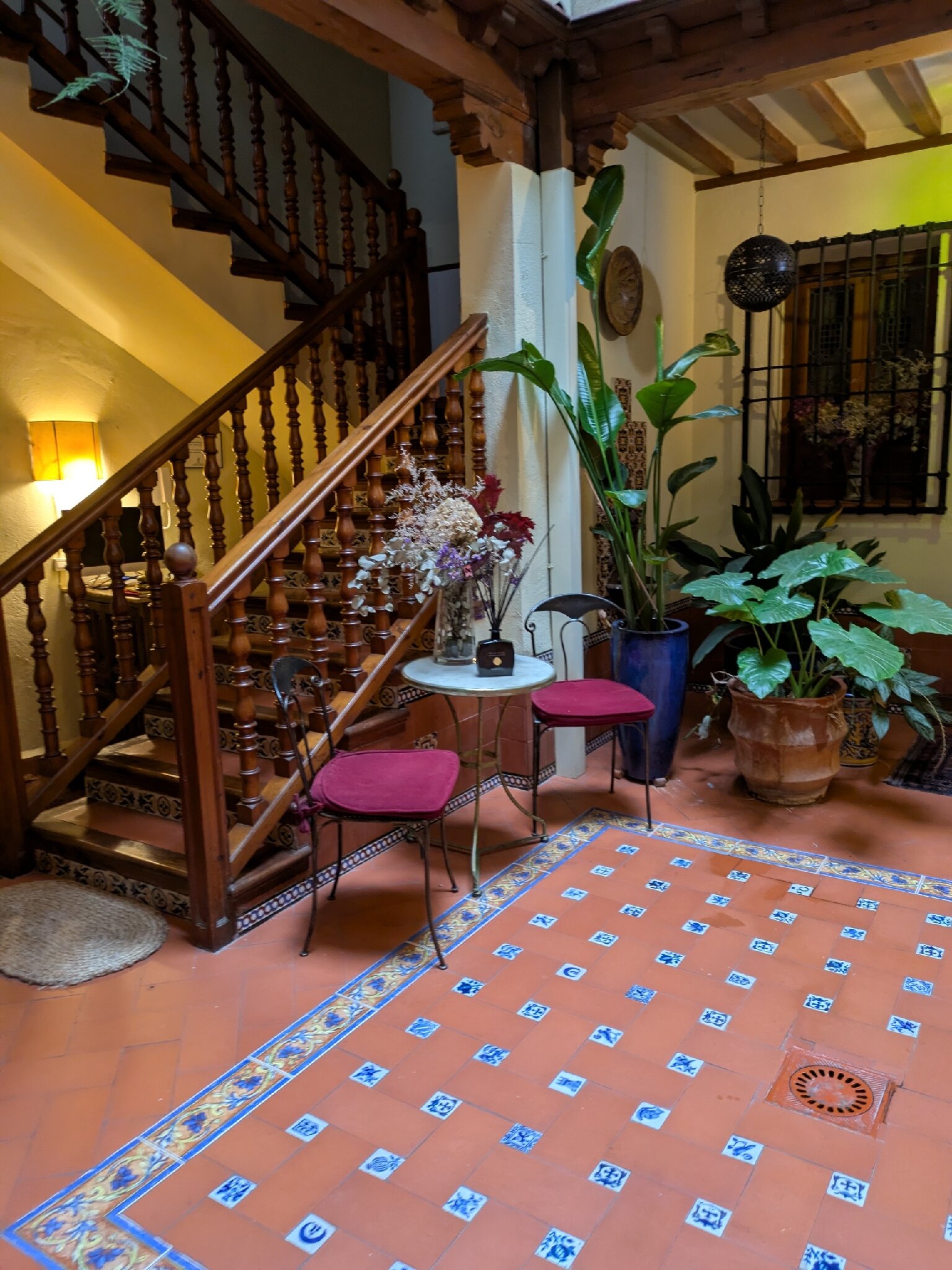 阿尔穆尼亚德善秘古尔酒店-官方