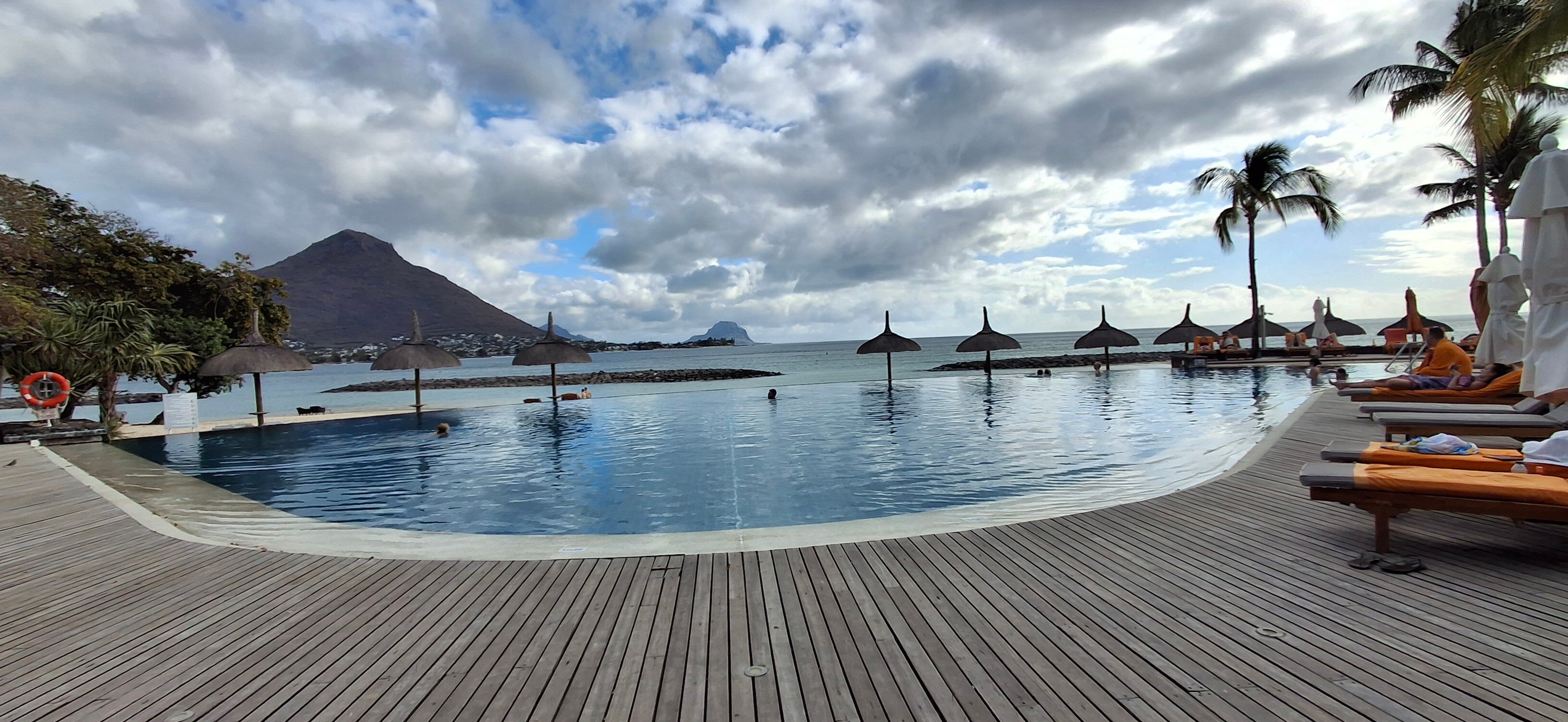 金沙套房水疗度假村-泳池