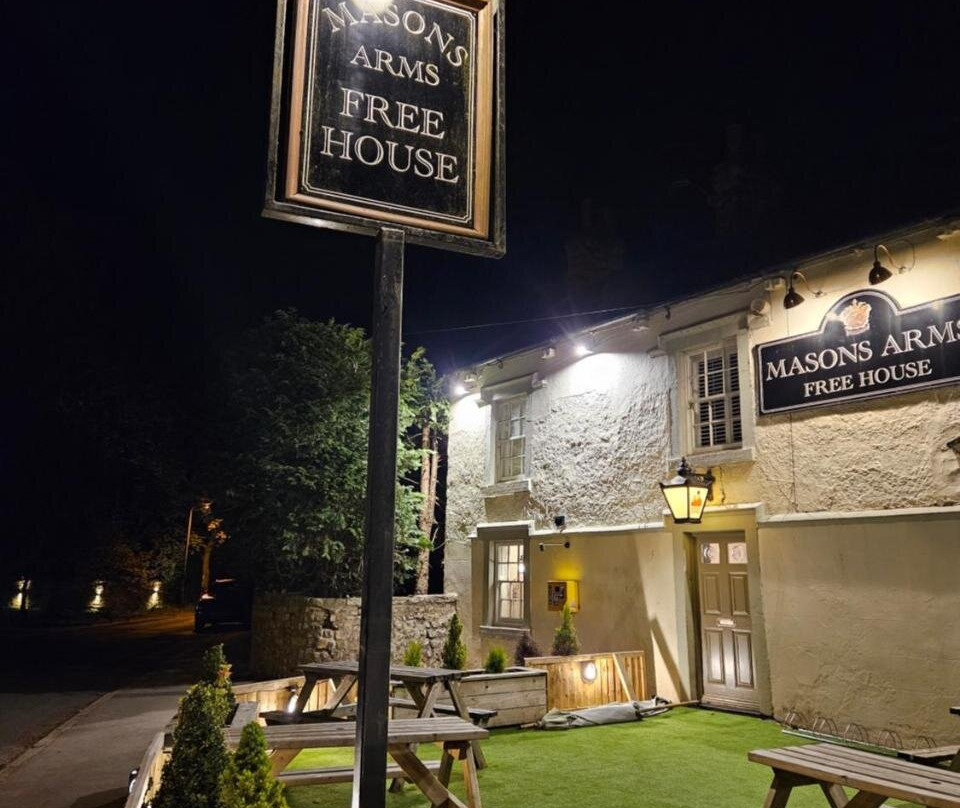 The Masons Arms