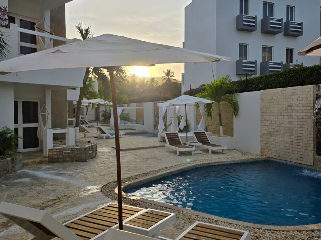 Hotel Latitud 10主图