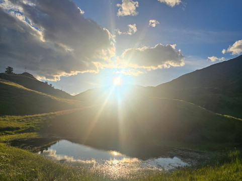 Hot Tub on the Hillside-Frankton必去景点