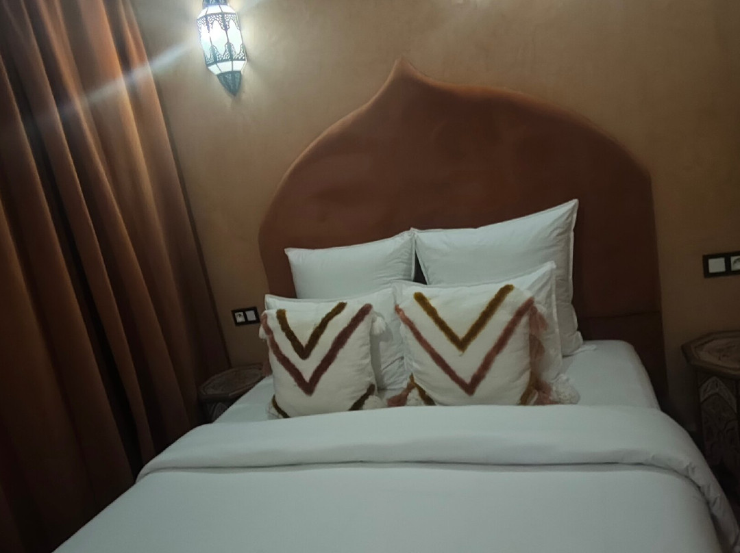 Explore Morocco Holidays-梅如卡必去景点