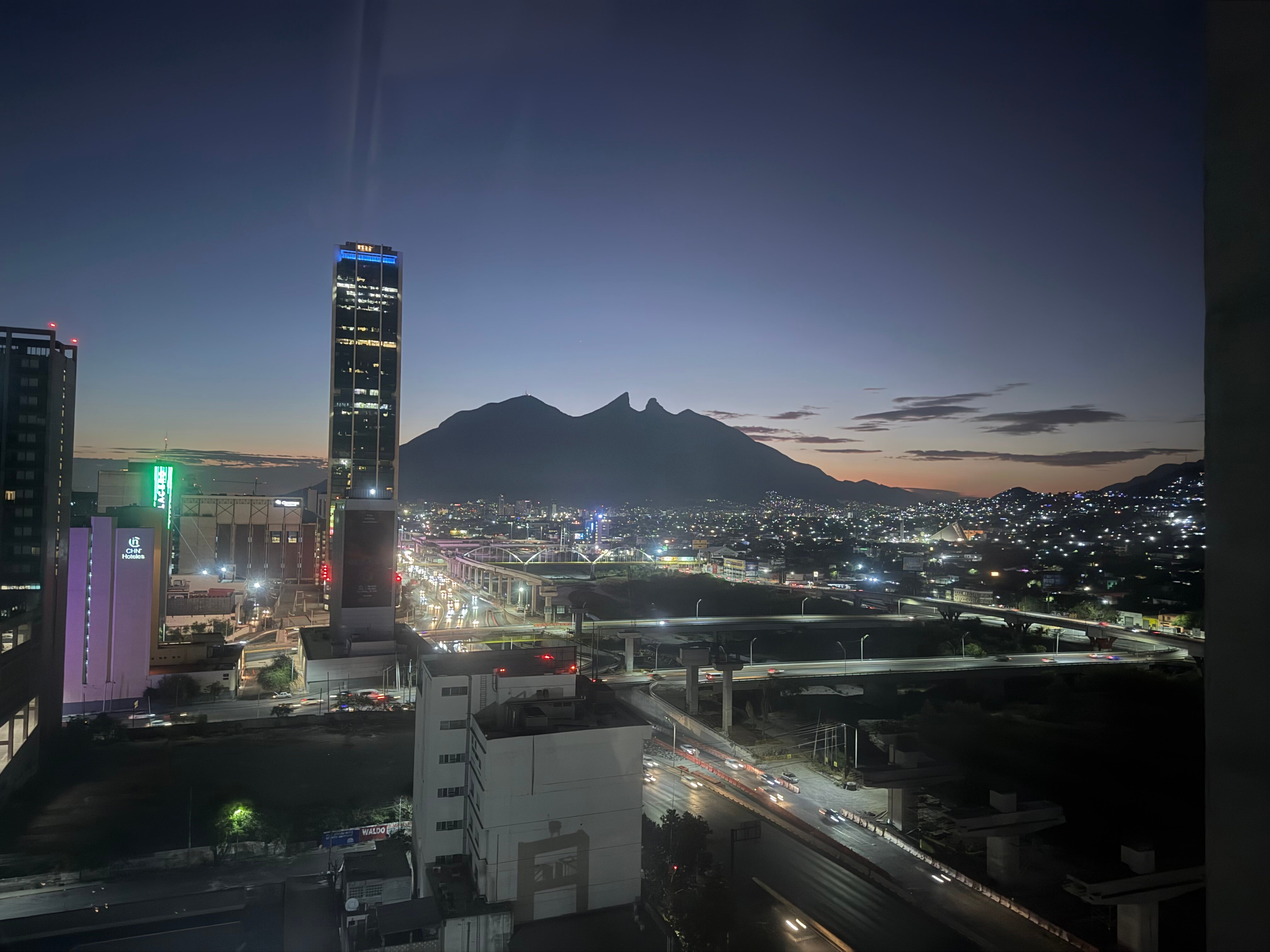 Galería Plaza Monterrey-官方