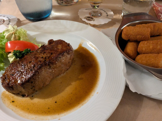 布鲁姆兰德酒店主图