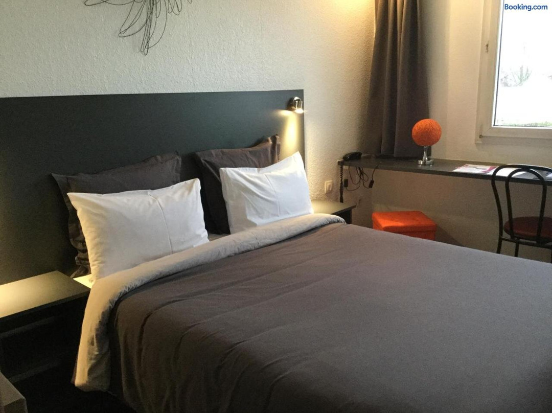 克罗内斯塔伯格泽尼特酒店