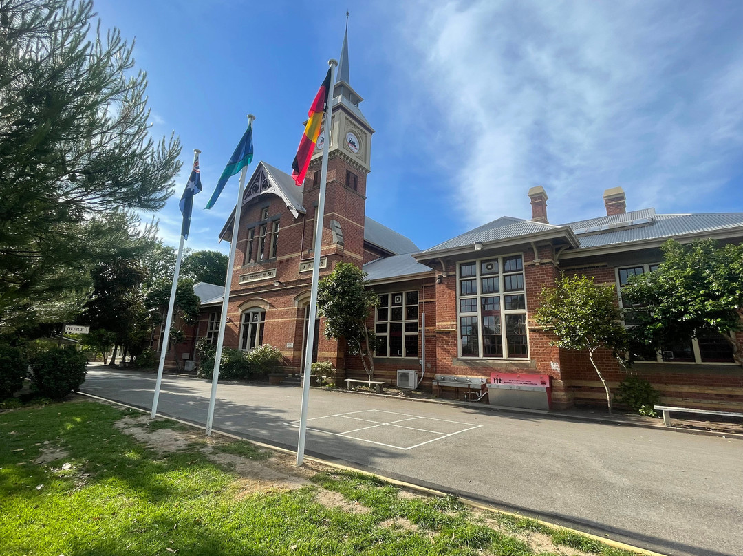 Sale Primary School War Memorial-塞尔必去景点