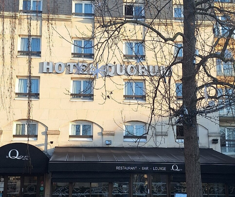 克鲁姆酒店主图