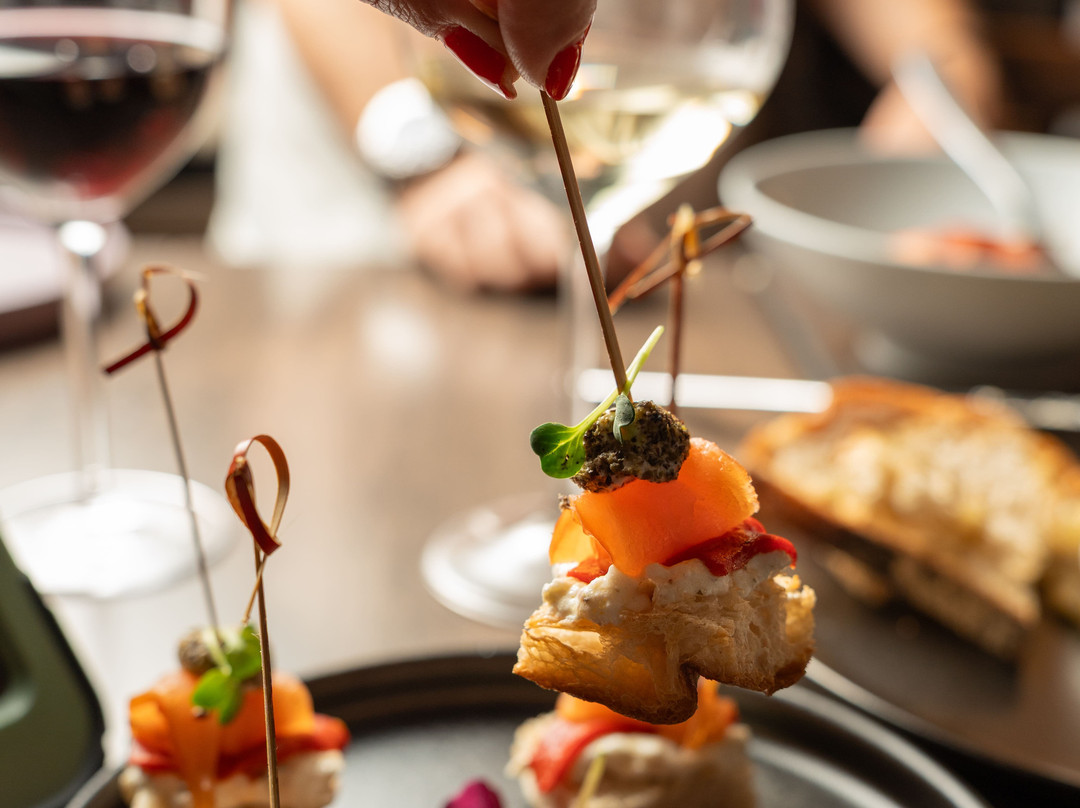 Divino Wine Bar