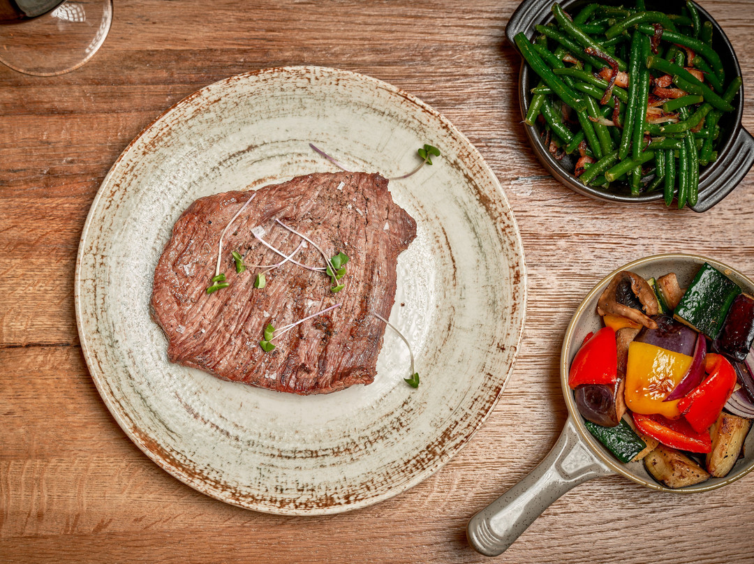 Wood & Steak
