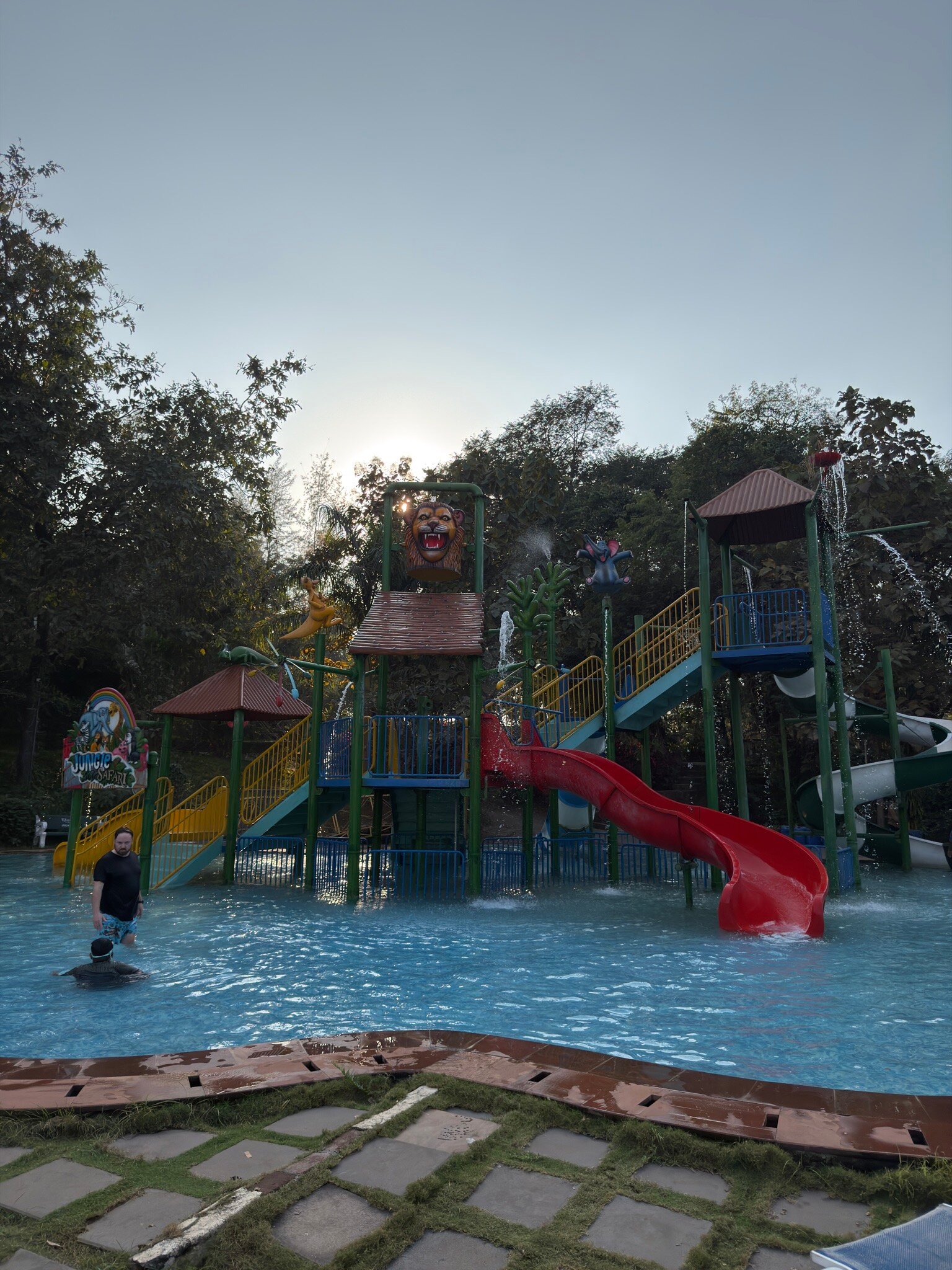 Khanvel Resort-官方