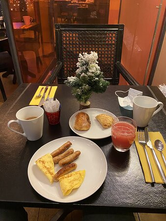 巴黎8区Astotel爱丽舍福堡大街123号酒店主图